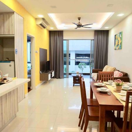 Condo in IMAGO MALL 亚庇最大商场IMago楼里公寓 코타키나발루에서가장큰쇼핑센터아파트 外观 照片